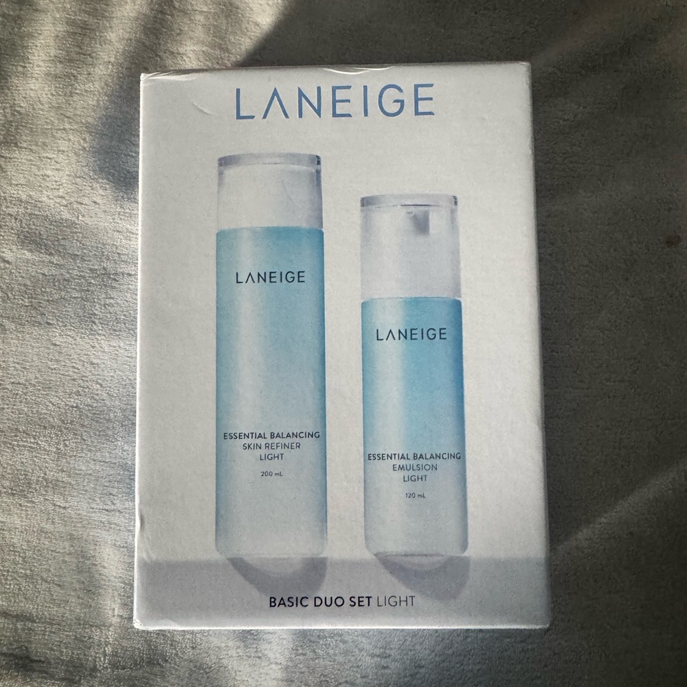 LANEIGE Essential Balancing Duo - Blue & White